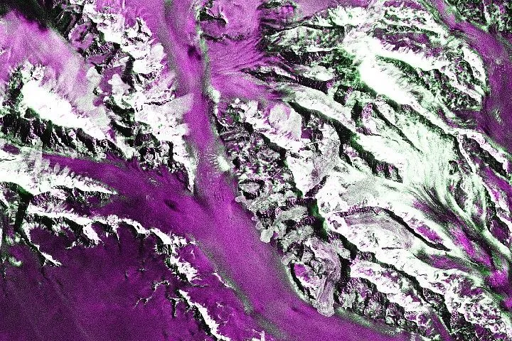 False-color radar images show a detailed view of the area around Mount King George and McArthur Peak, where most of the landslides and avalanches were visible following an earthquake on December 6, 2025.