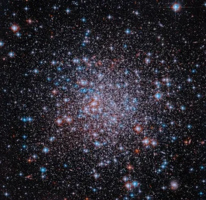 NASA’s Hubble Spies Stellar Sparkler for July 4th