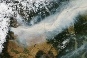 Smoke Streams Across Eastern Washington